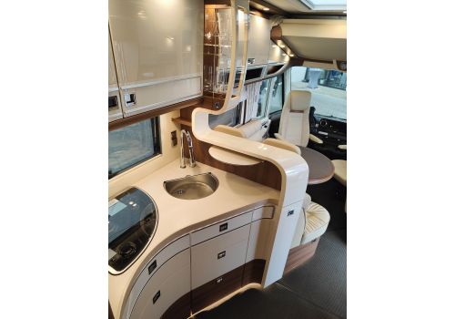 Integral Motorhome CARTHAGO Chic E line I 50 LE en Catalog
