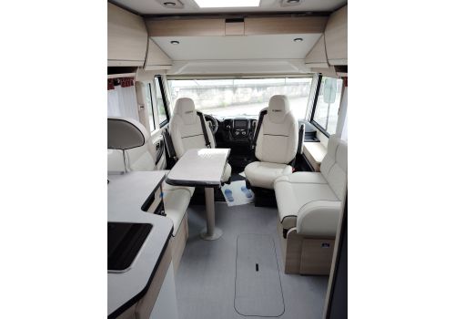 Integral Motorhome RAPIDO 8096 Modelo 2024 en Sale Occasion