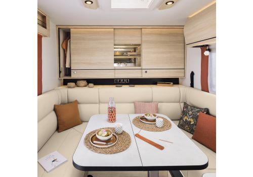 Integral Motorhome RAPIDO 854F Modelo 2024 en Catalog