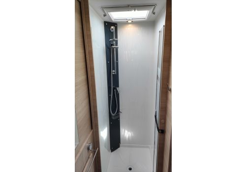 Low Profile Motorhome RAPIDO 606F Modelo 2024 en Sale Occasion