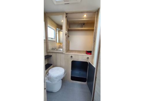 Low Profile Motorhome RAPIDO 606F Modelo 2024 en Sale Occasion