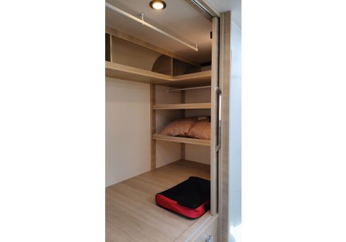 Low Profile Motorhome RAPIDO 606F Modelo 2024 en Sale Occasion