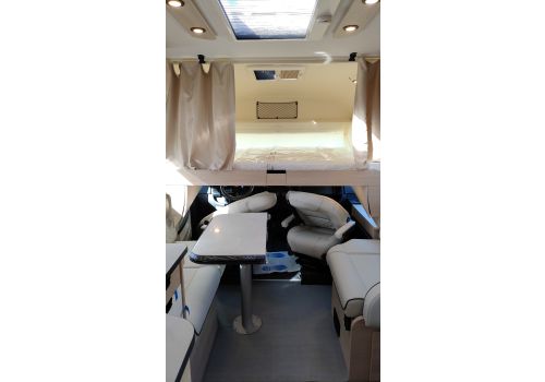 Integral Motorhome RAPIDO 8096 DF ALDE automático en Sale Occasion
