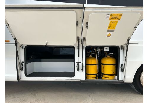 Integral Motorhome NIESMANN BISCHOFF Flair 920 LE en Sale Occasion