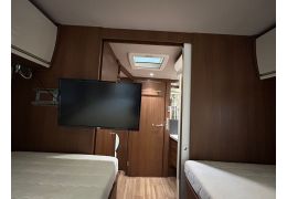 Integral Motorhome NIESMANN BISCHOFF Flair 920 LE in Sale Occasion