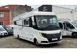 NIESMANN BISCHOFF Flair 920 LE · Integral Motorhome used