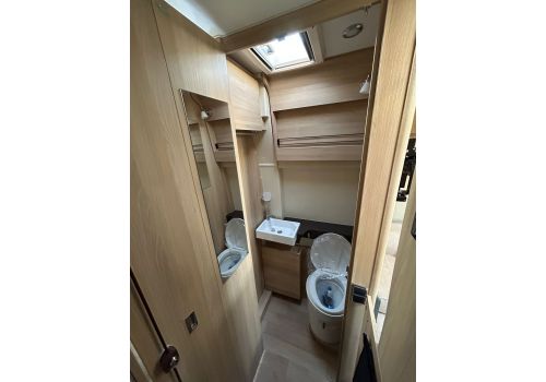 Camper Van DREAMER Living Van Select en Sale Occasion