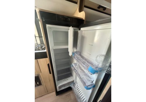 Camper Van DREAMER D68 + Select en Sale Occasion