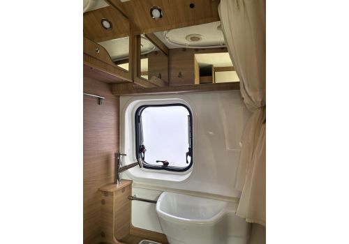Camper Van MC LOUIS Menfys S-Line 3 Max en Sale Occasion