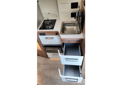 Camper Van DREAMER D62 en Sale Occasion