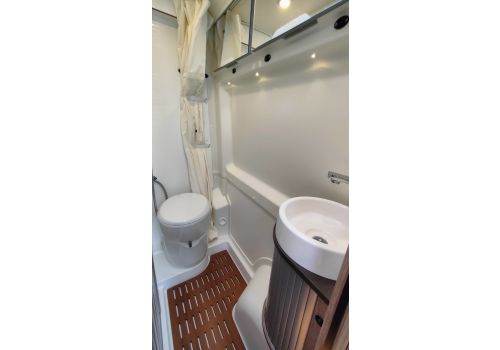 Camper Van DREAMER D62 en Sale Occasion