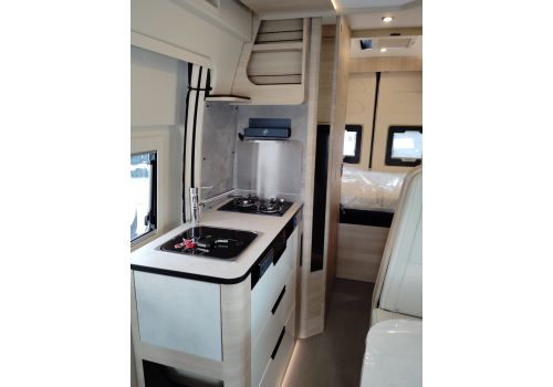 Camper Van RAPIDO V65 XL en Sale Occasion