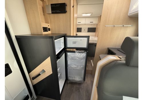 Low Profile Motorhome SUNLIGHT T 690 L Modelo 2024 en Sale Occasion
