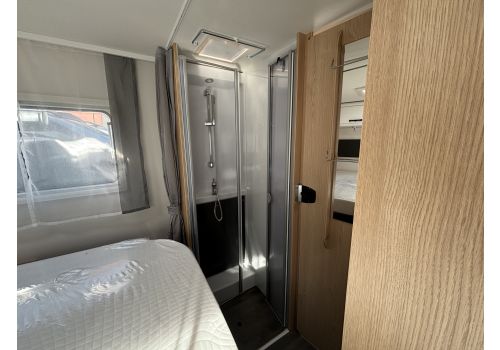 Low Profile Motorhome SUNLIGHT T 690 L Modelo 2024 en Sale Occasion