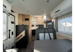 Low Profile Motorhome SUNLIGHT T 690 L Modelo 2024 in Catalog