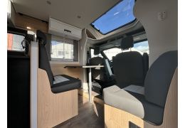 Low Profile Motorhome SUNLIGHT T 690 L Modelo 2024 in Catalog