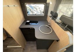 Low Profile Motorhome SUNLIGHT T 690 L Modelo 2024 in Catalog