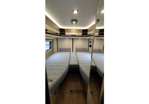 Camper Van DREAMER D68 UP SAPHIR en Sale Occasion