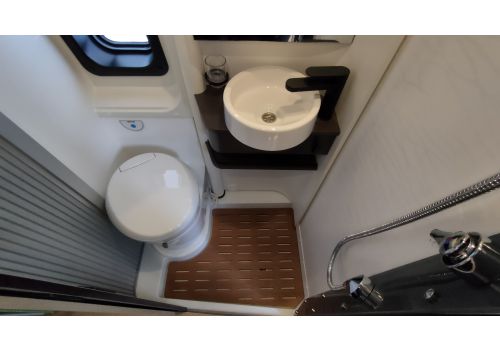 Camper Van DREAMER D68 UP SAPHIR en Sale Occasion