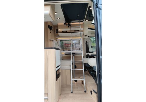 Camper Van DREAMER D68 UP SAPHIR en Sale Occasion