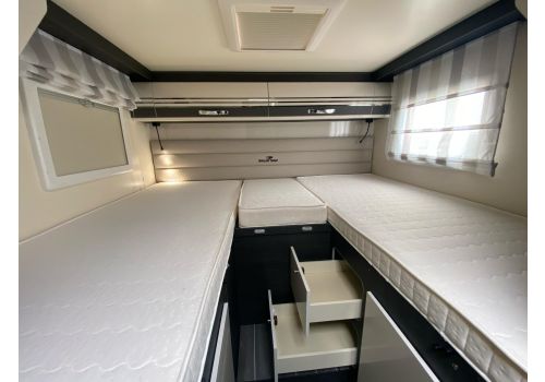Low Profile Motorhome ROLLER TEAM Kronos 284 TL en Sale Occasion