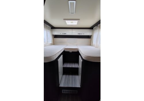 Low Profile Motorhome ROLLER TEAM Kronos 284 TL en Sale Occasion