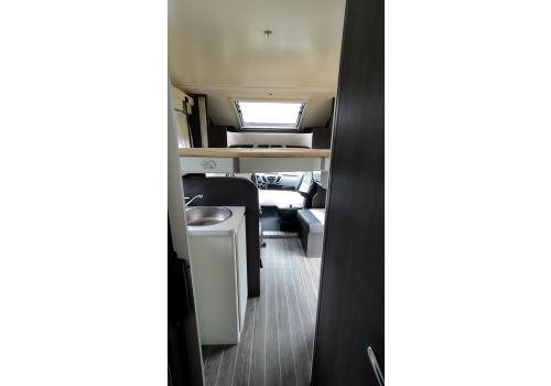 Low Profile Motorhome ROLLER TEAM Kronos 284 TL en Sale Occasion