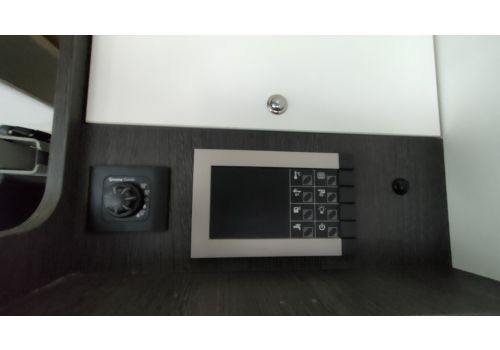 Low Profile Motorhome ROLLER TEAM Kronos 284 TL en Sale Occasion
