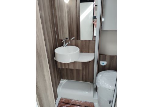 Low Profile Motorhome ROLLER TEAM Kronos 291 TL Fit en Sale Occasion