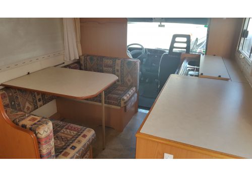 Capuchina Motorhome MONCAYO Halcón 320S en Sale Occasion