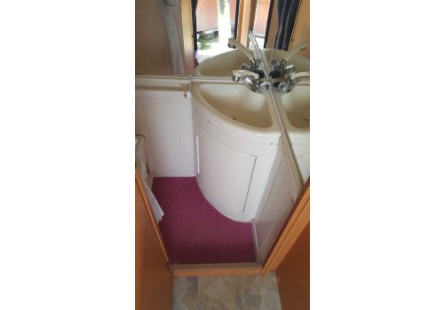 Capuchina Motorhome MONCAYO Halcón 320S en Sale Occasion