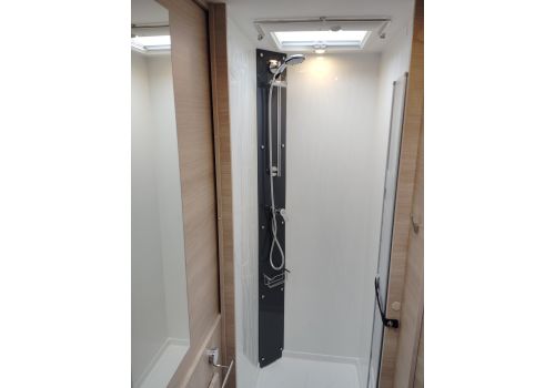 Low Profile Motorhome RAPIDO 606F en Sale Occasion