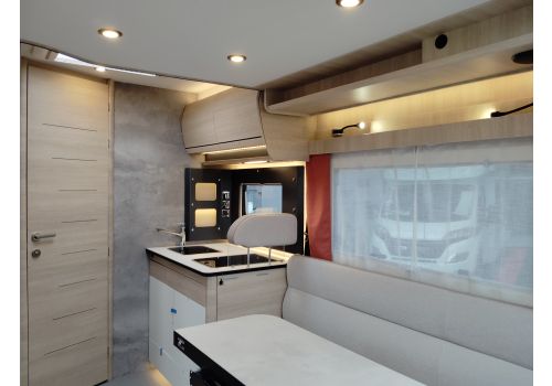 Low Profile Motorhome RAPIDO 606F en Sale Occasion