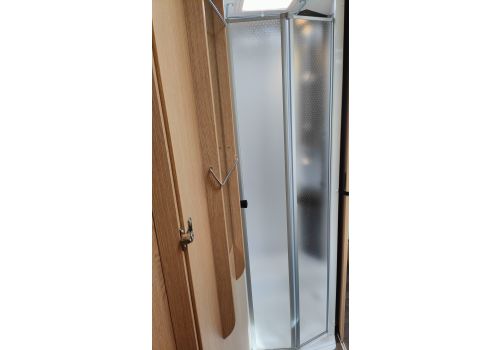 Low Profile Motorhome SUNLIGHT T 69 LC Adventure Edition en Catalog