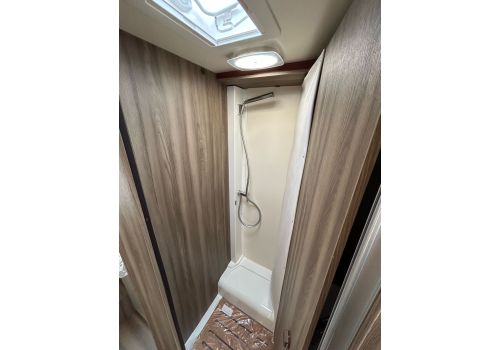 Low Profile Motorhome ROLLER TEAM Roller Team Kronos 281 P FIT en Sale Occasion