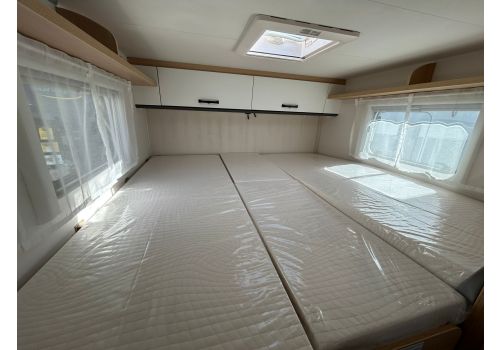 Low Profile Motorhome SUNLIGHT V66 en Rent