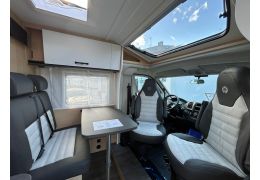 Low Profile Motorhome SUNLIGHT V66 Modelo 2024 in Catalog