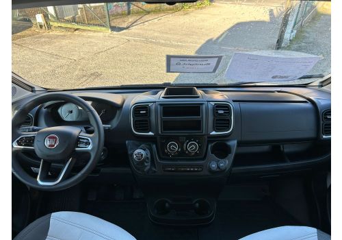 Camper Van SUNLIGHT CLIFF 601 en Sale Occasion