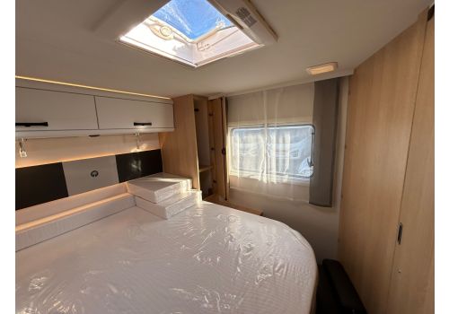 Low Profile Motorhome SUNLIGHT T69 LC Modelo 2024 Adventure Edition en Sale Occasion