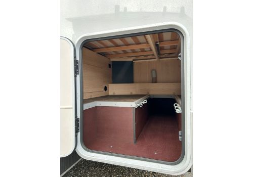 Low Profile Motorhome SUNLIGHT T58 Modelo 2024 en Sale Occasion