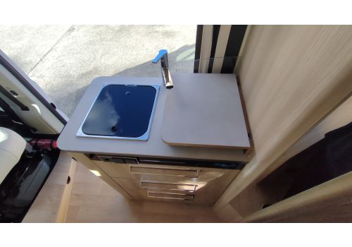 Camper Van DREAMER Living Van Select en Sale Occasion