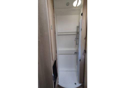 Camper Van DREAMER Living Van Select en Sale Occasion