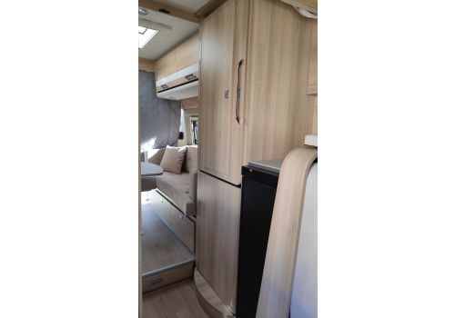 Camper Van DREAMER Living Van Select en Sale Occasion