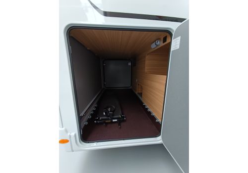 Low Profile Motorhome DETHLEFFS 90 Just T 7052 EB en Sale Occasion