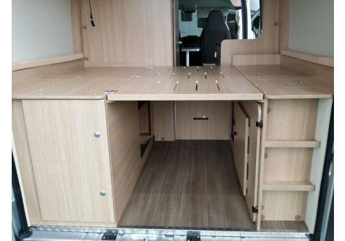 Camper Van ROADCAR R600 modelo 2017 en Sale Occasion