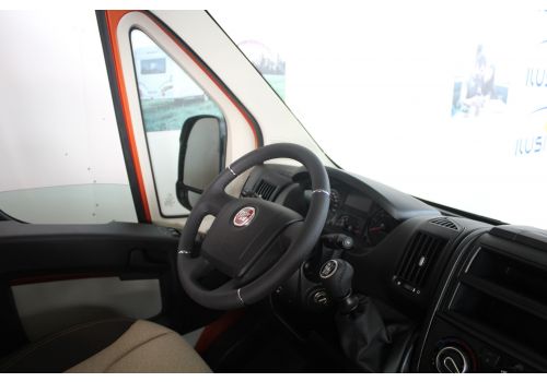 Camper Van ROADCAR R600 modelo 2017 en Sale Occasion