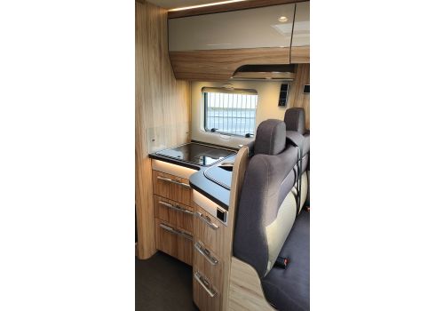 Integral Motorhome HYMER Exsis-i 594 en Sale Occasion
