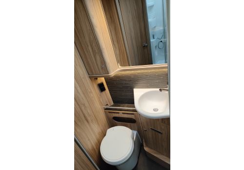 Integral Motorhome HYMER Exsis-i 594 en Sale Occasion
