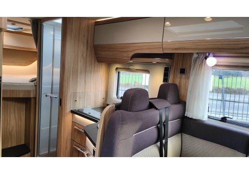 Integral Motorhome HYMER Exsis-i 594 en Sale Occasion