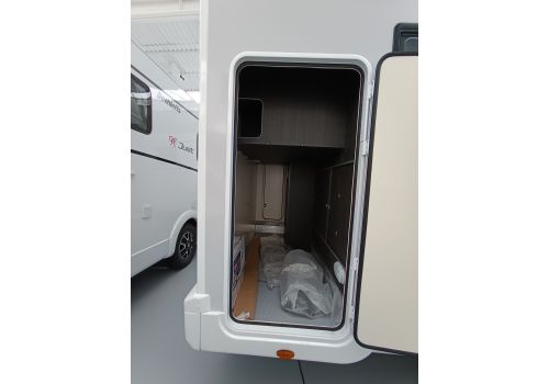 Low Profile Motorhome ROLLER TEAM Kronos 234 TL en Sale Occasion